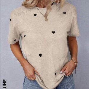 Heart Print Round Neck Casual T-Shirt